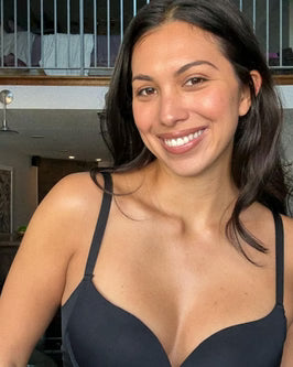 Claudia, 24